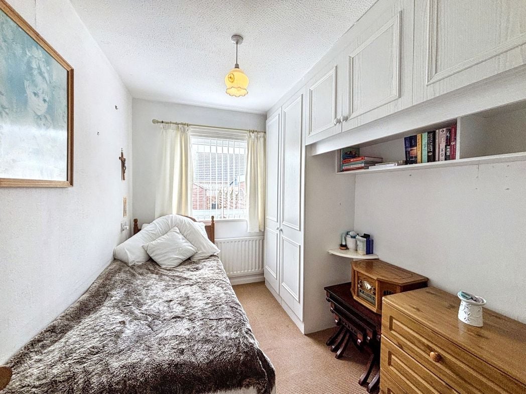Property image 10 of 16
