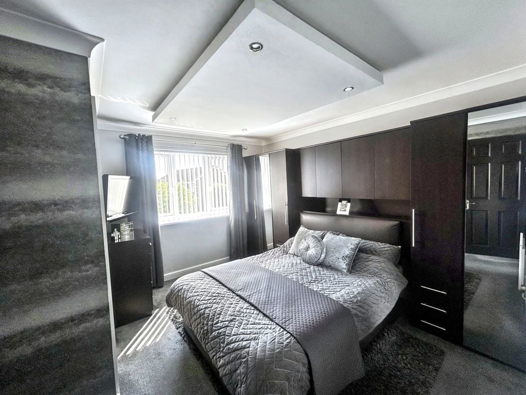 Property image 13 of 26