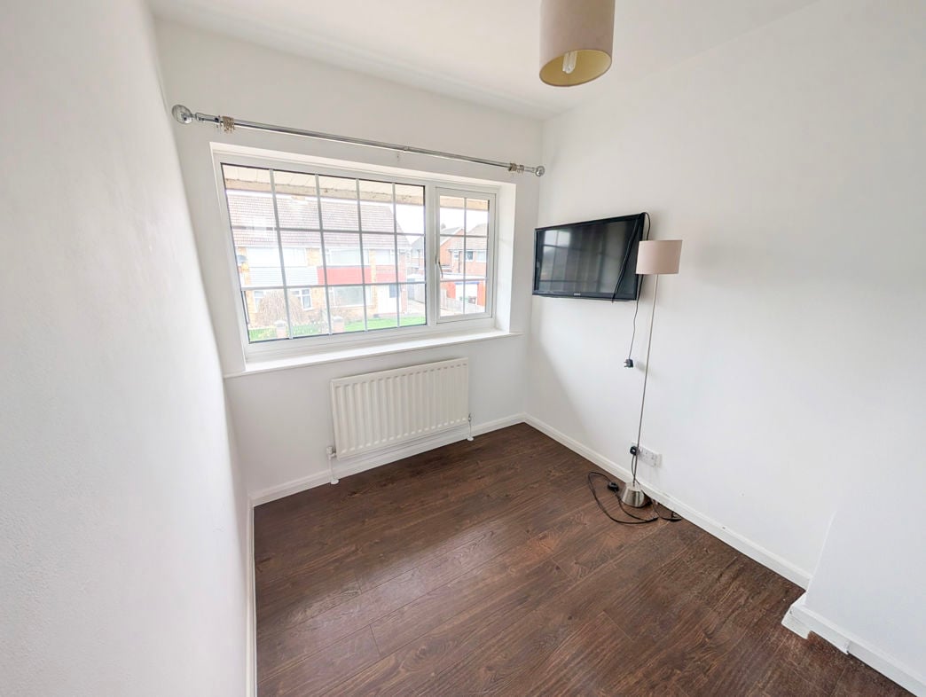 Property image 12 of 15