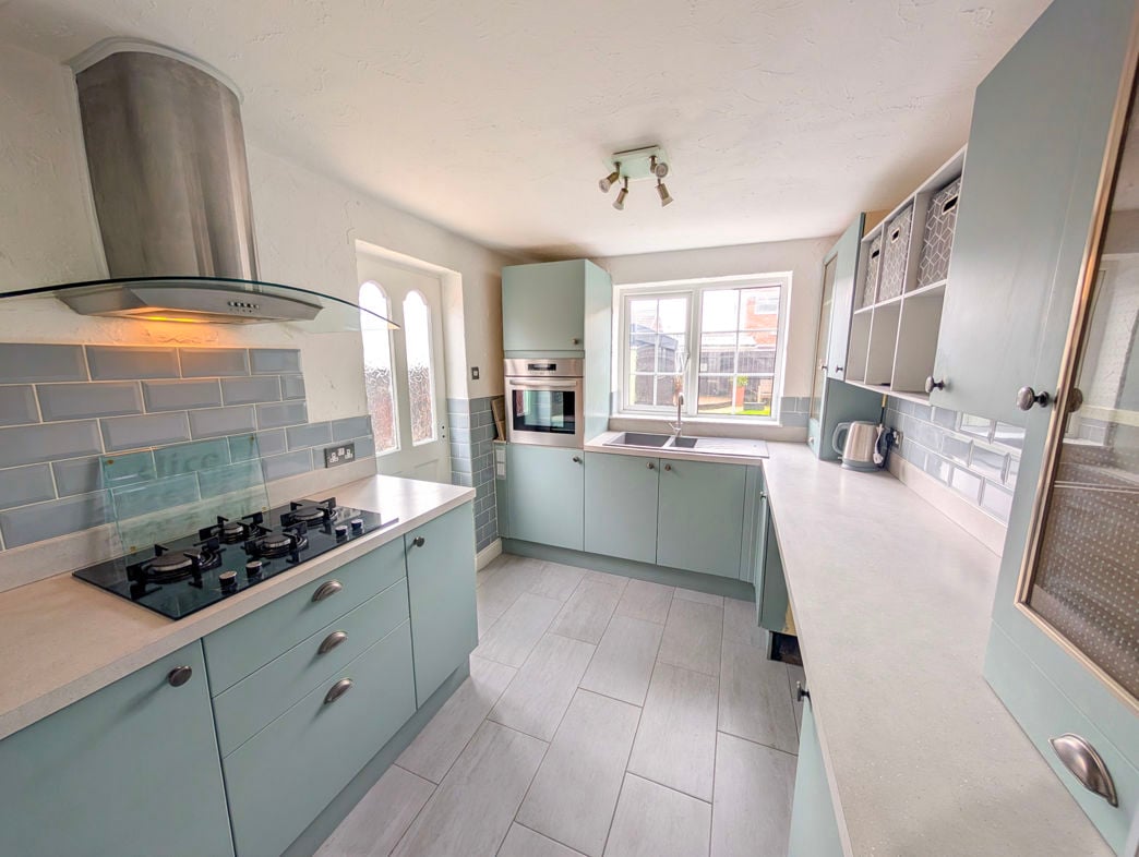Property image 6 of 15