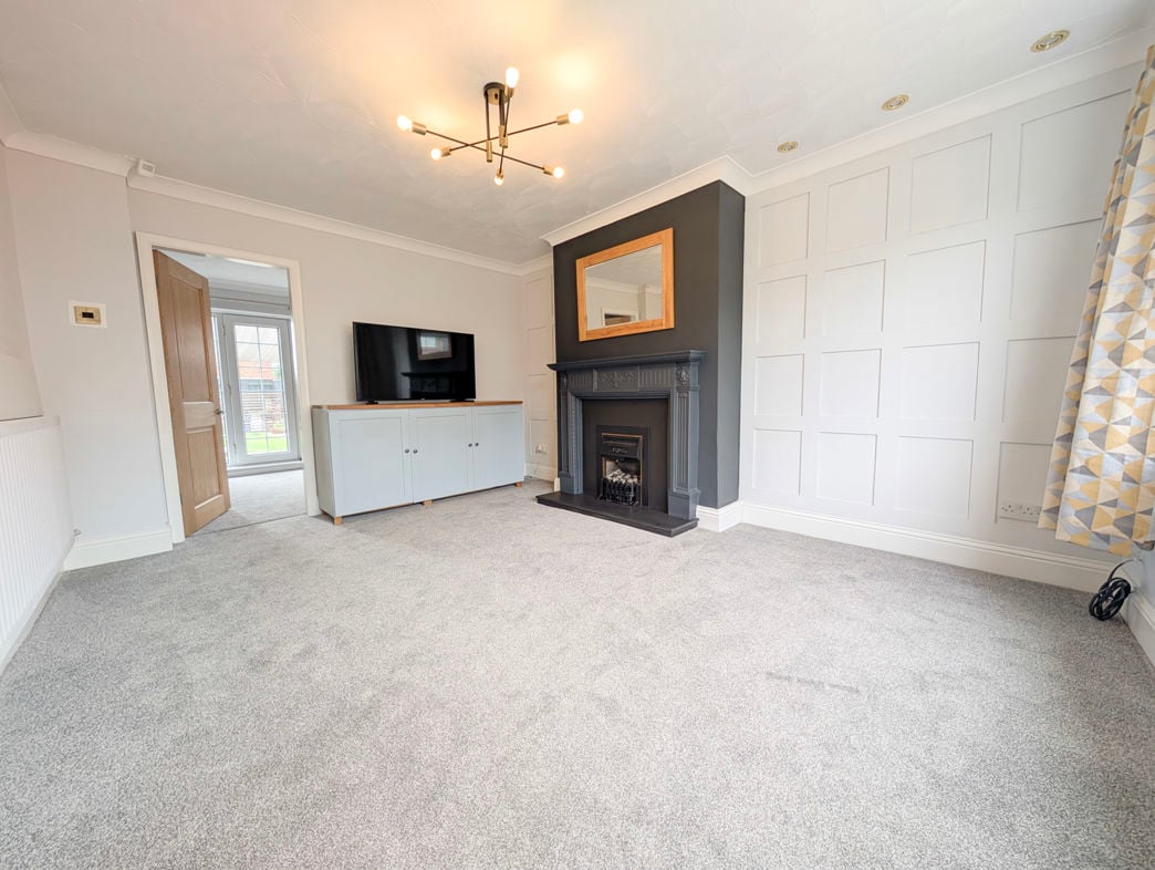 Property image 3 of 15