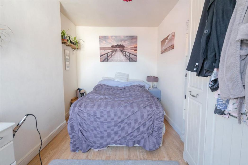 Property image 6 of 11