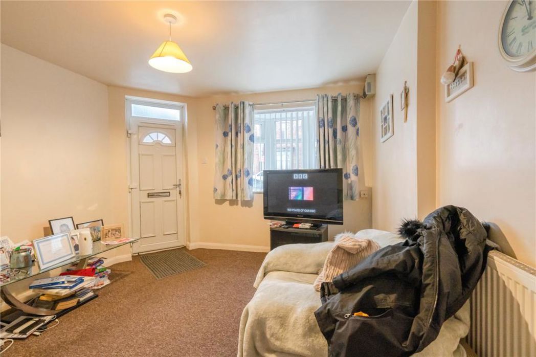 Property image 8 of 11