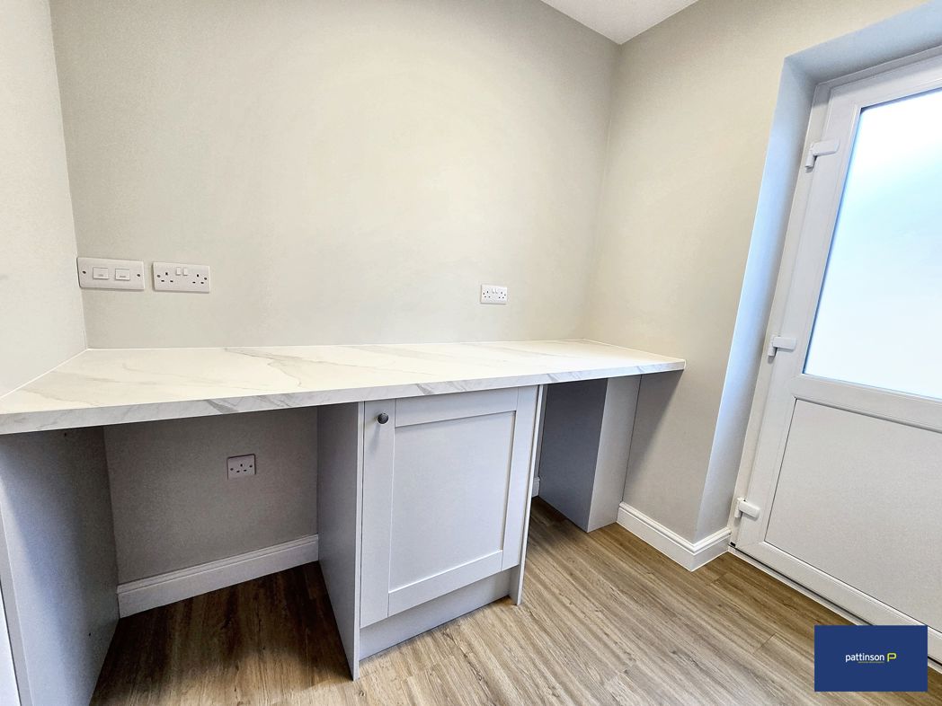 Property image 7 of 17