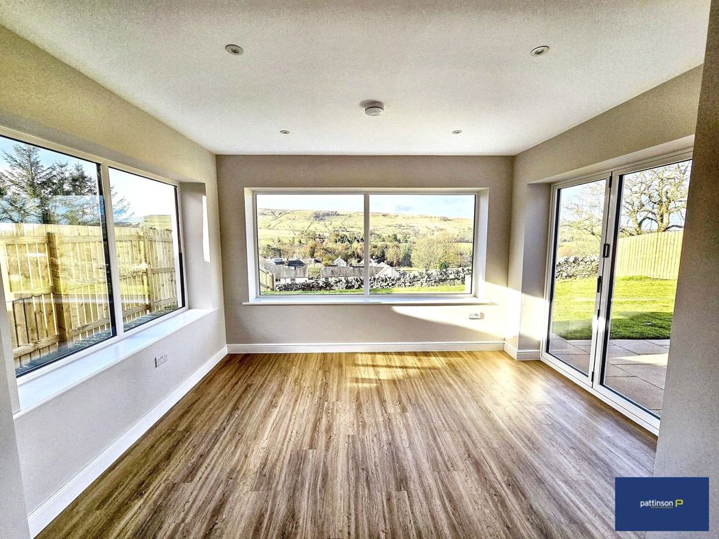 Property image 7 of 17