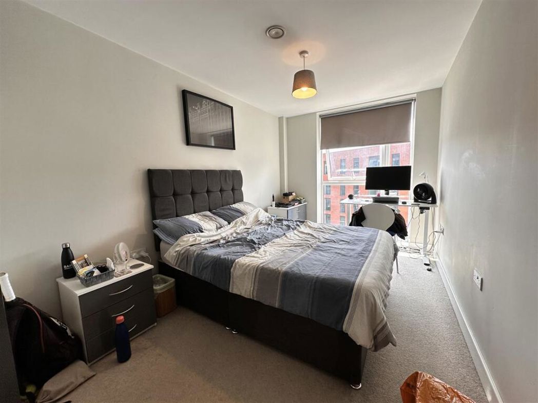 Property image 6 of 13