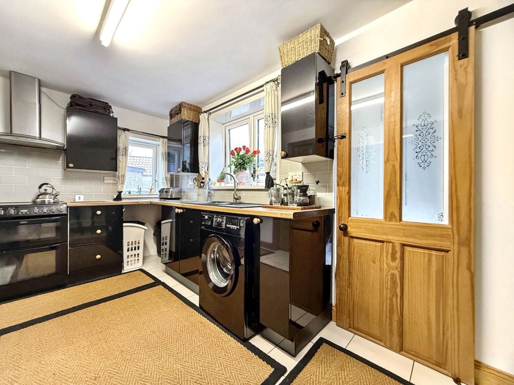 Property image 9 of 29