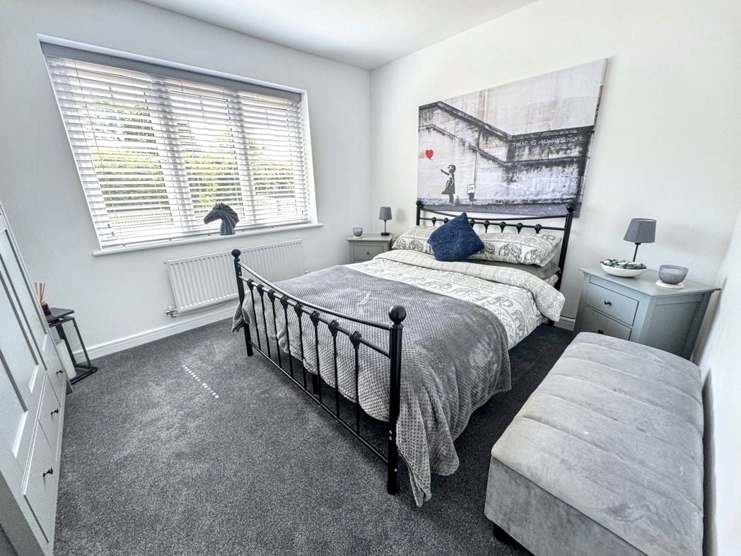 Property image 22 of 32