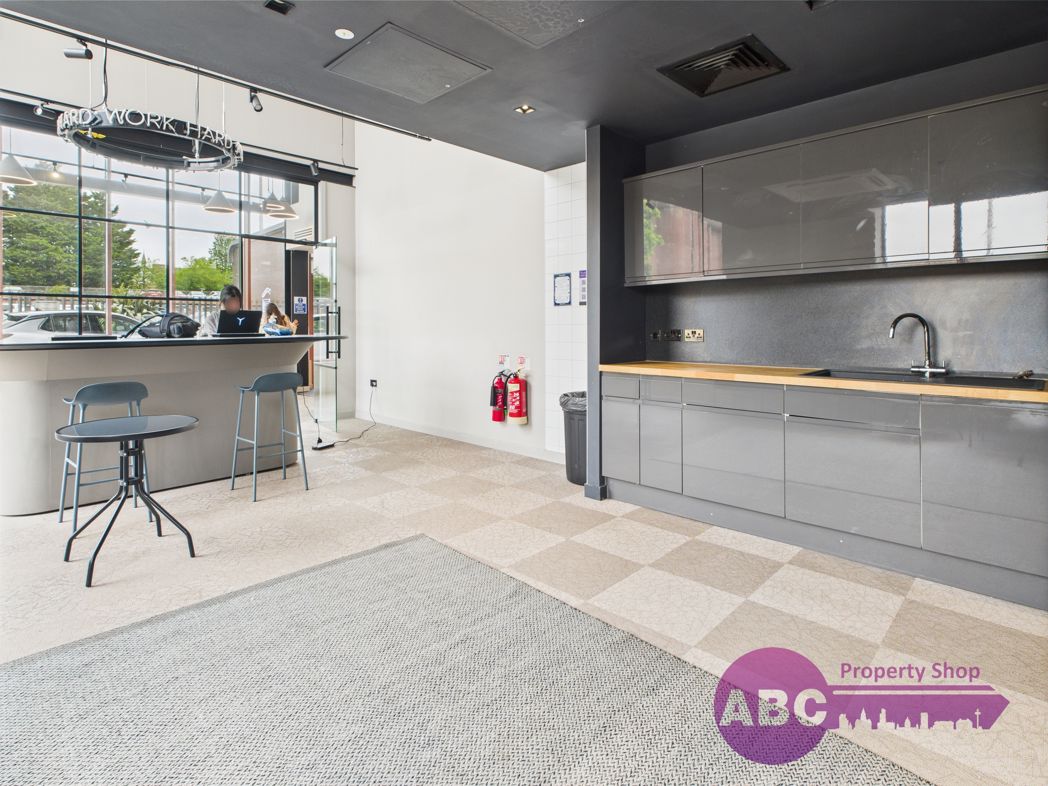 Property image 5 of 15