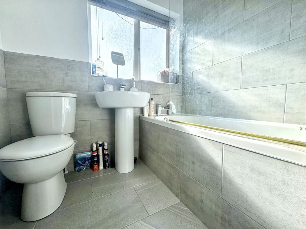 Property image 14 of 19