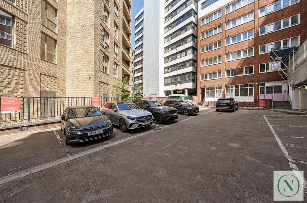 Property image 10 of 10