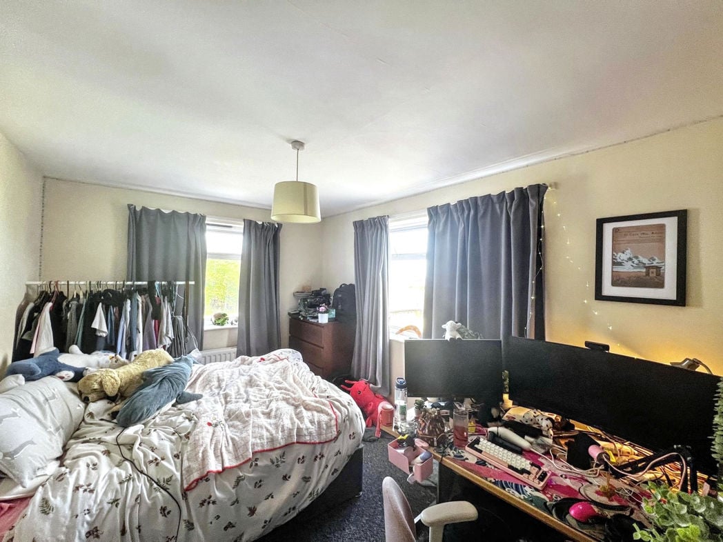 Property image 10 of 17