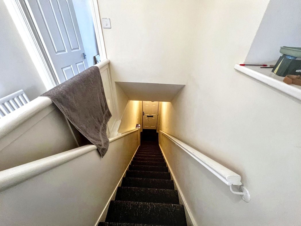 Property image 16 of 17