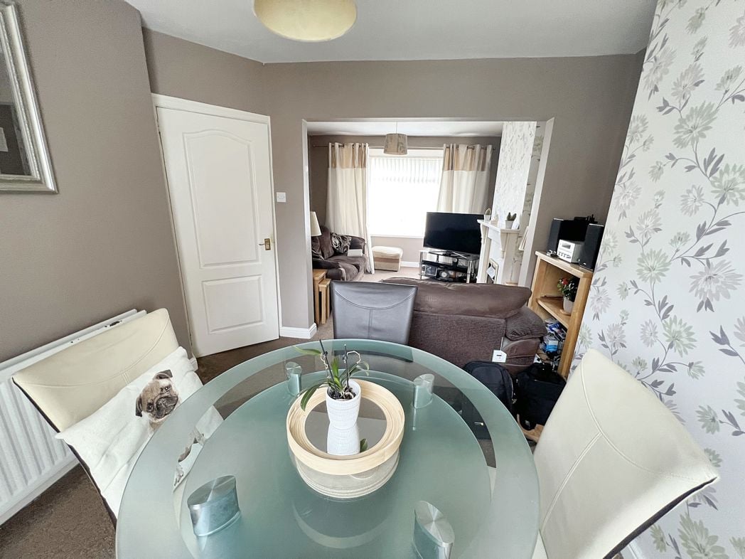 Property image 7 of 12