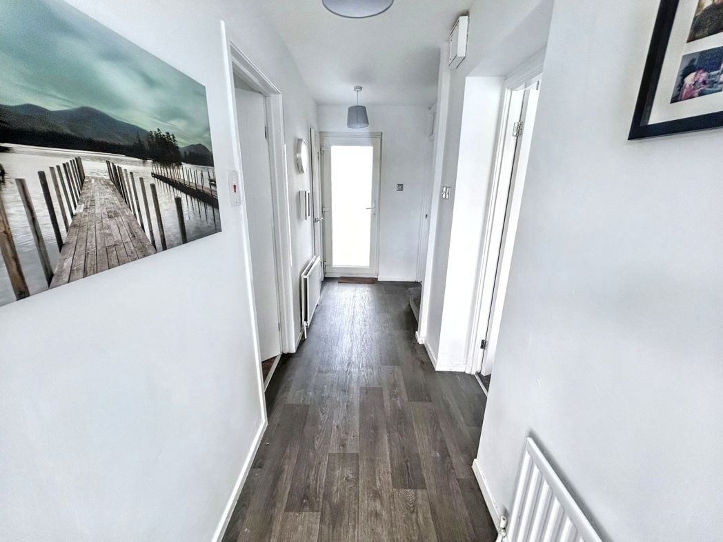 Property image 7 of 18