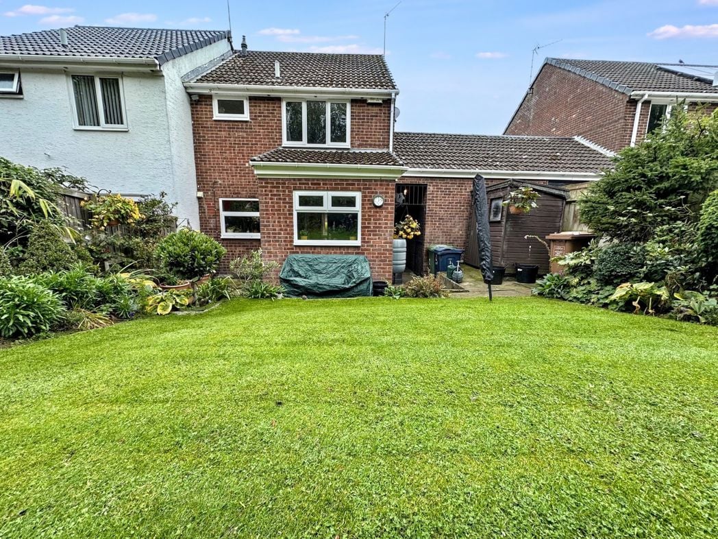 Property image 12 of 13