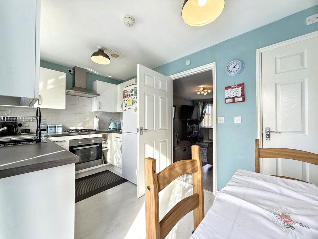 Property image 10 of 24