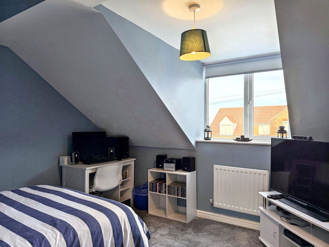 Property image 17 of 24