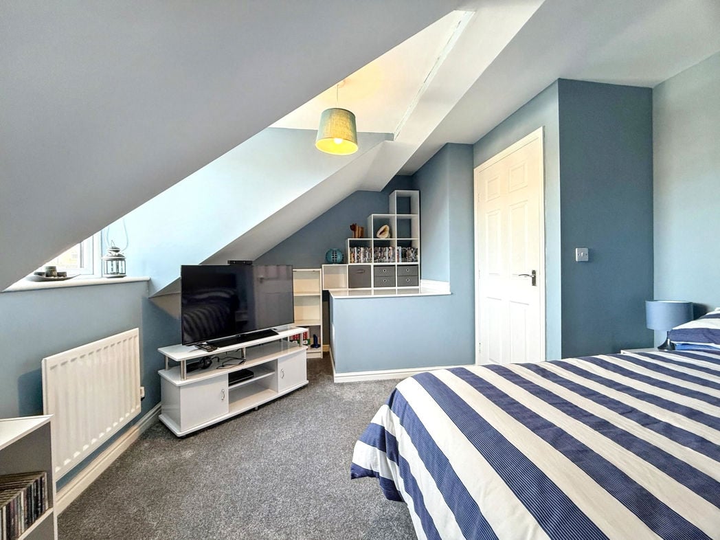 Property image 18 of 24