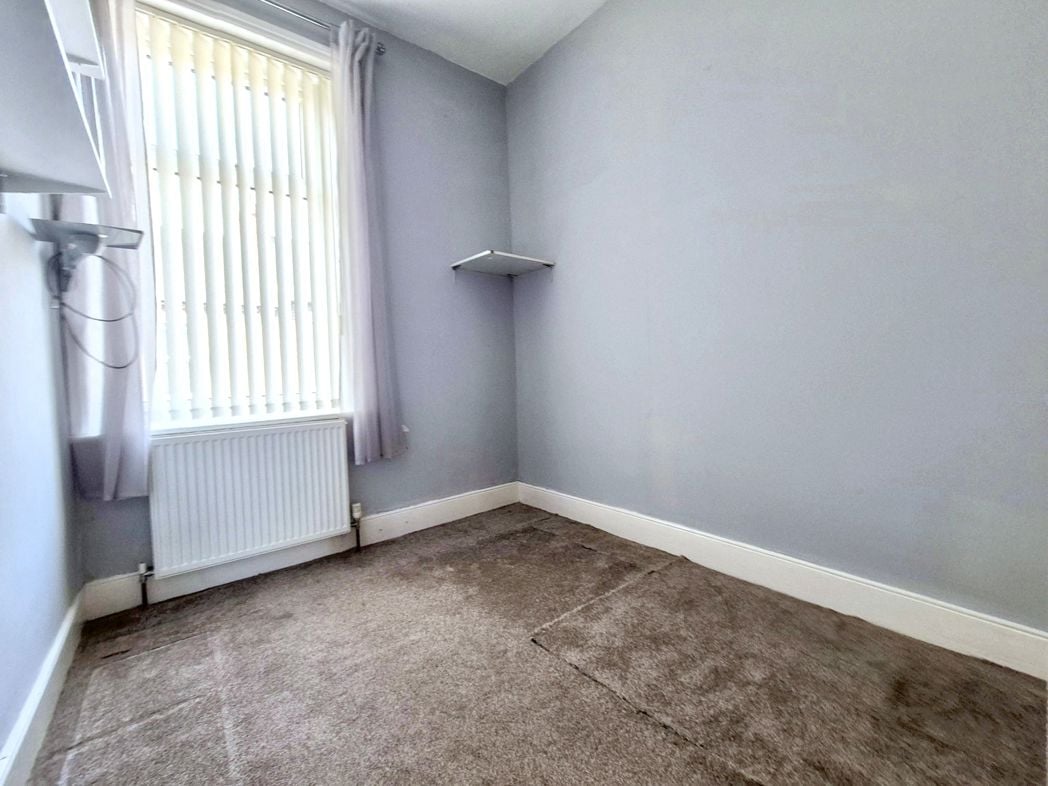 Property image 8 of 14