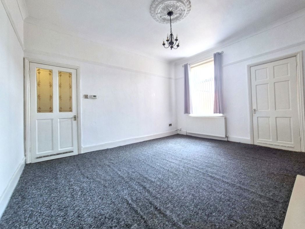Property image 6 of 14