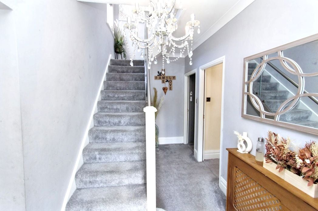 Property image 17 of 31