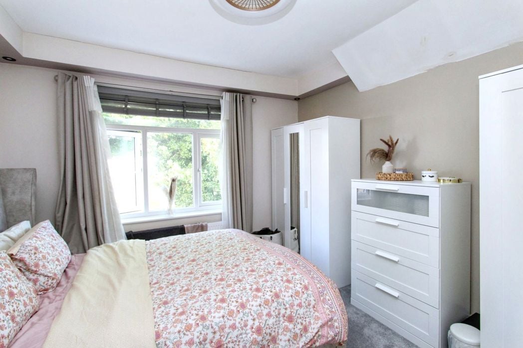 Property image 24 of 31