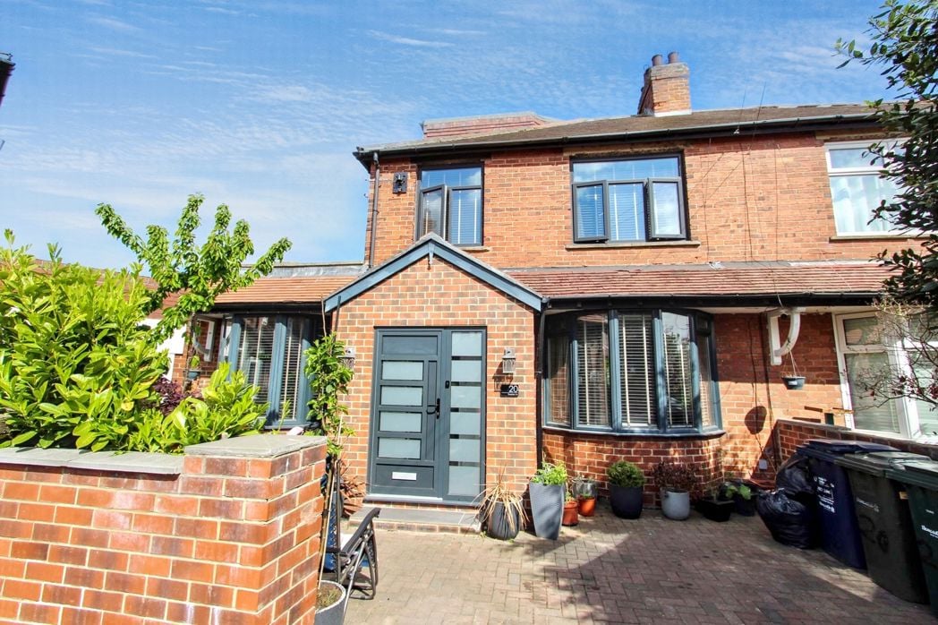 Property image 1 of 31