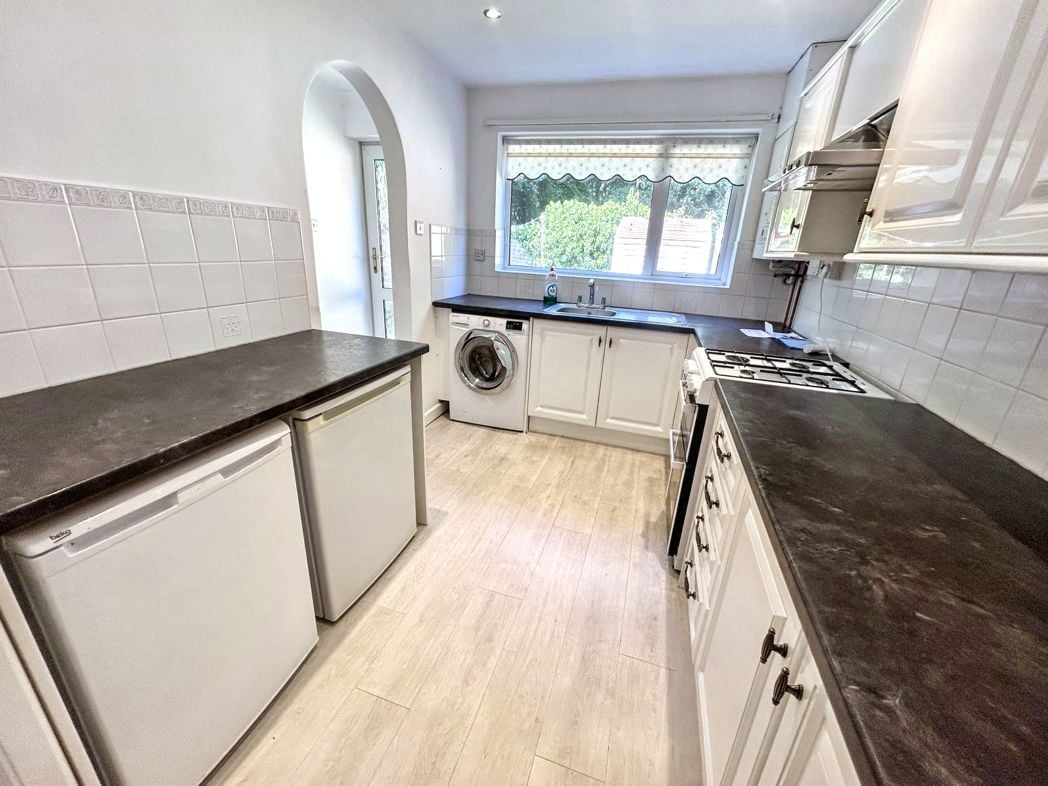 Property image 5 of 16