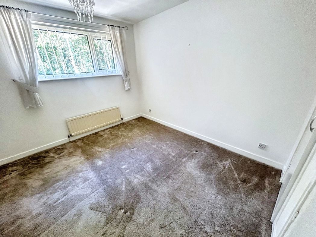 Property image 13 of 16