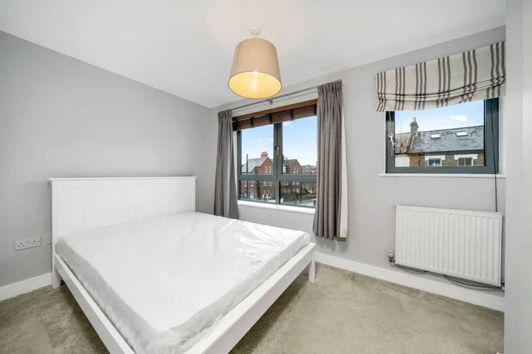 Property image 11 of 12
