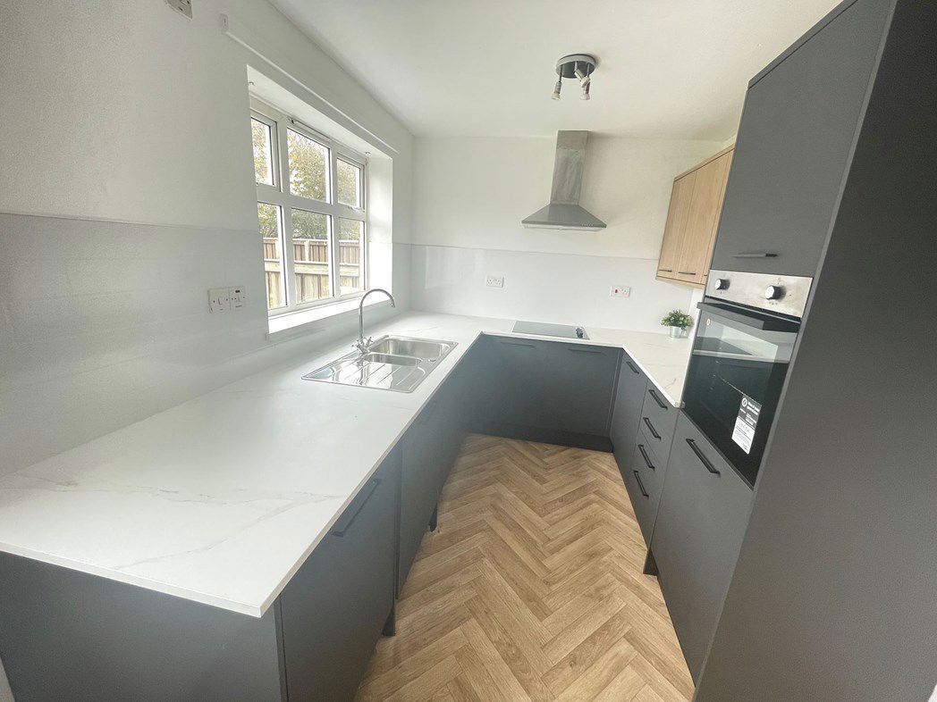 Property image 2 of 7
