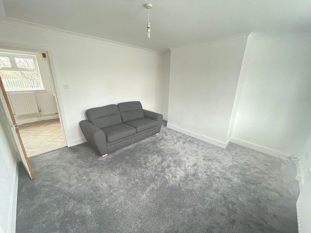 Property image 4 of 7