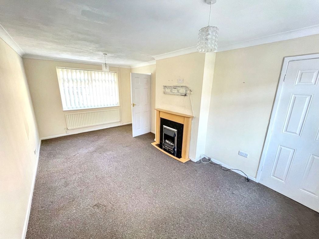 Property image 2 of 8