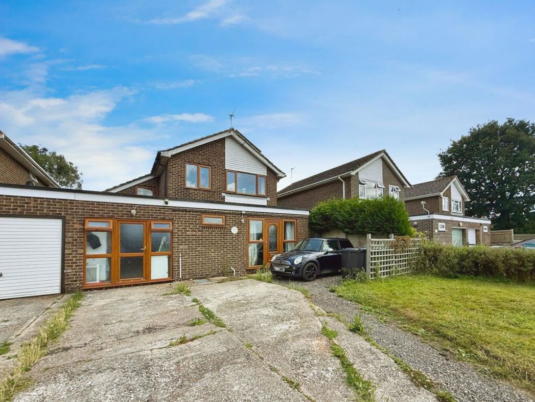 Property image 1 of 11