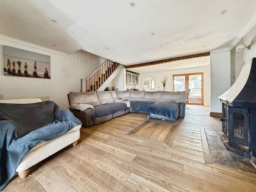 Property image 11 of 11