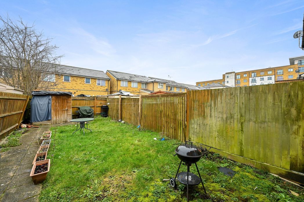Property image 11 of 11