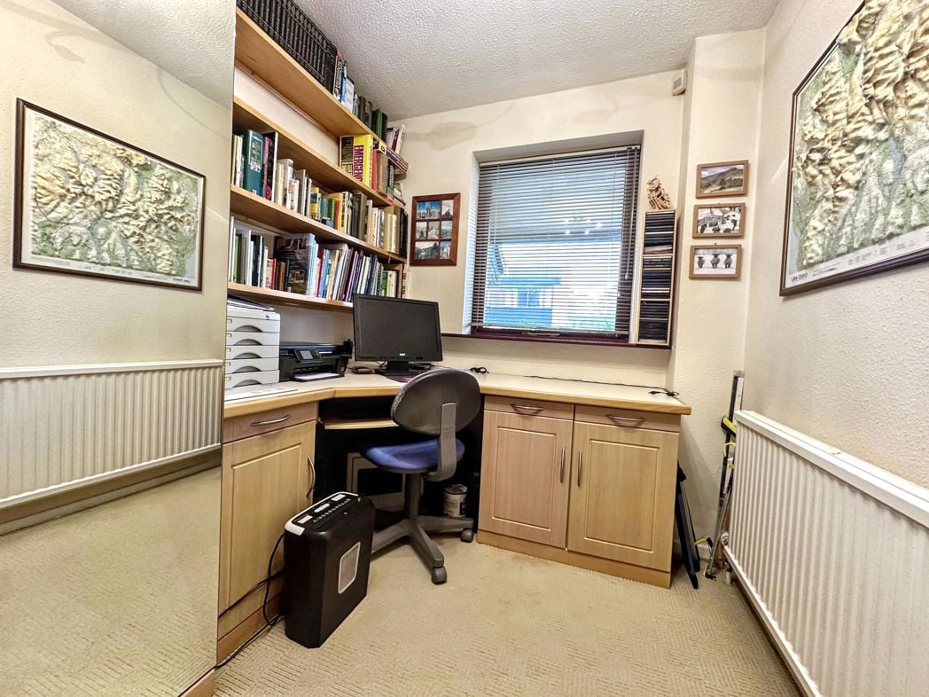 Property image 14 of 31