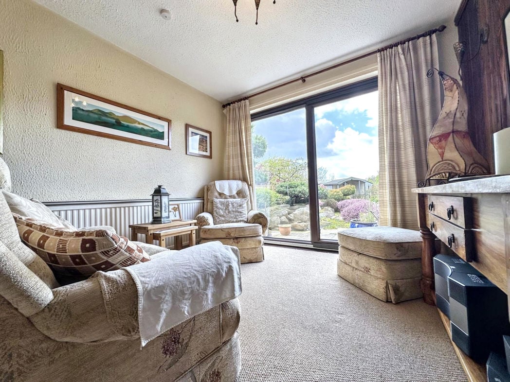 Property image 11 of 31