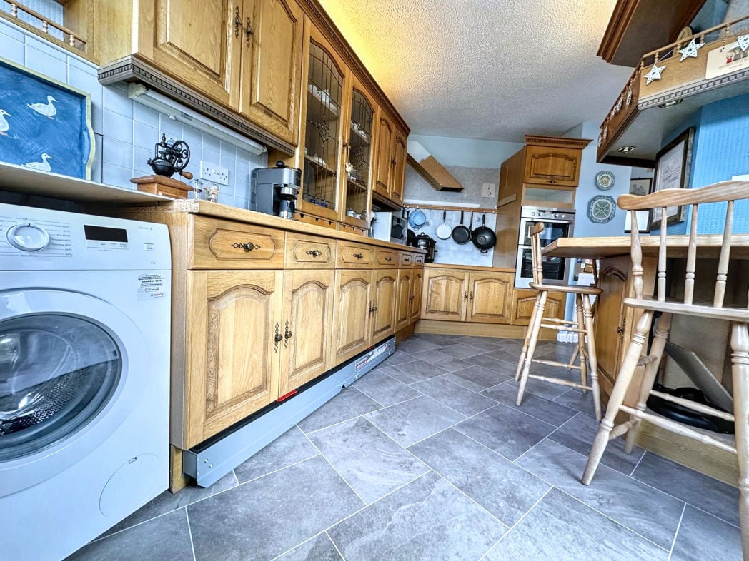 Property image 7 of 31