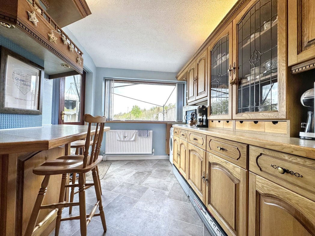 Property image 9 of 31