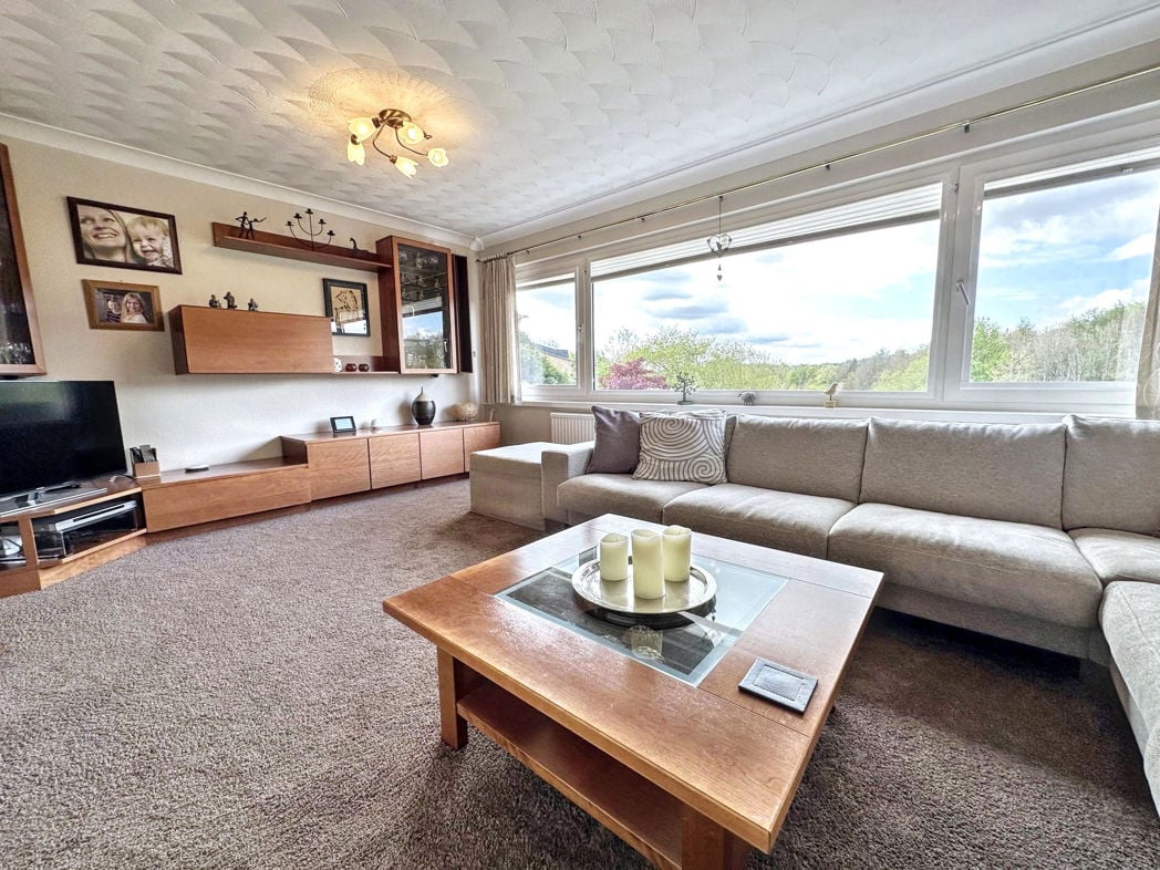Property image 4 of 31
