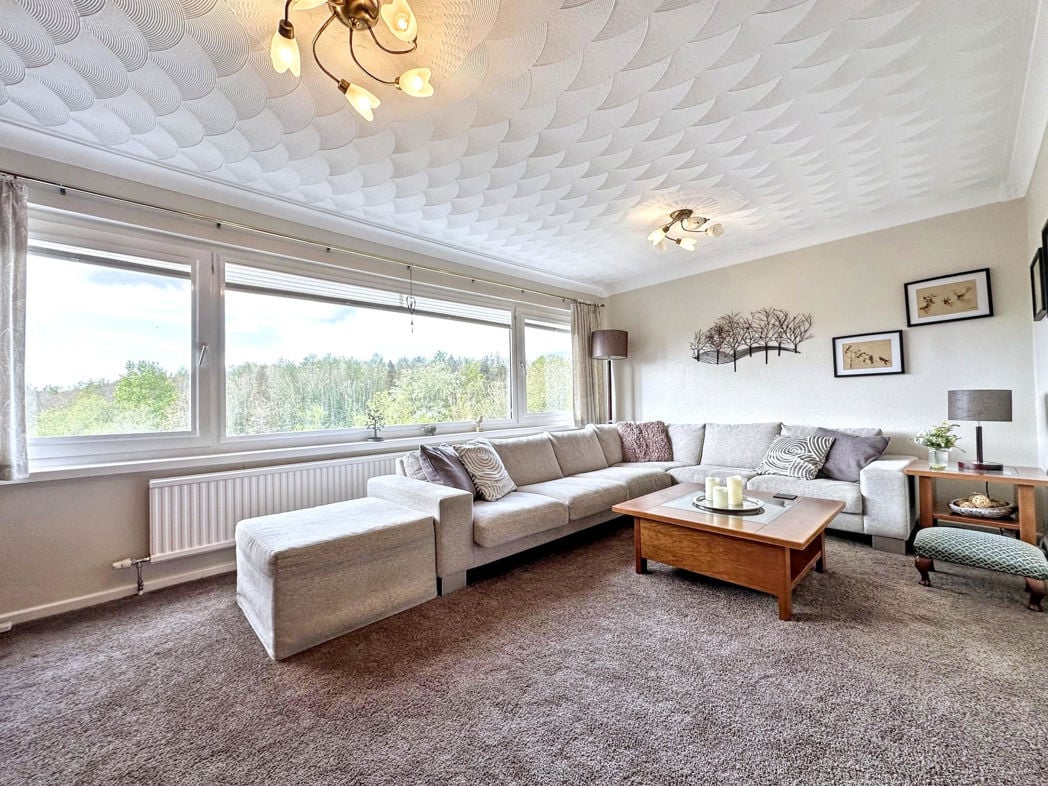 Property image 2 of 31