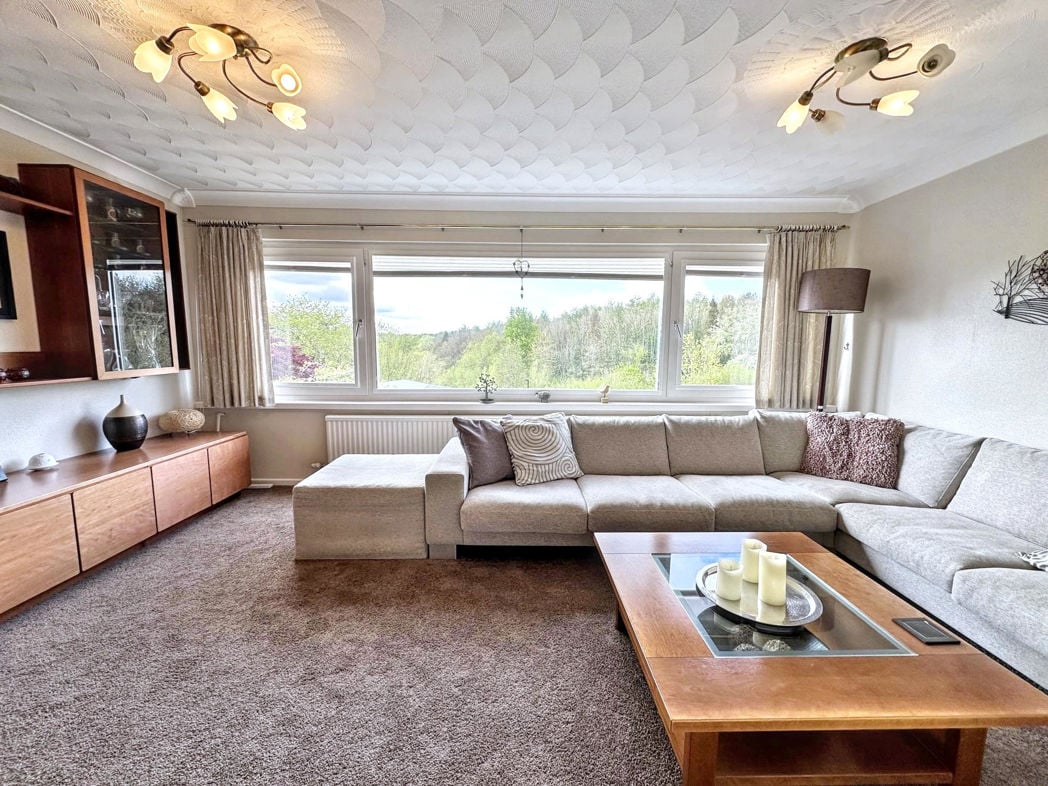 Property image 3 of 31