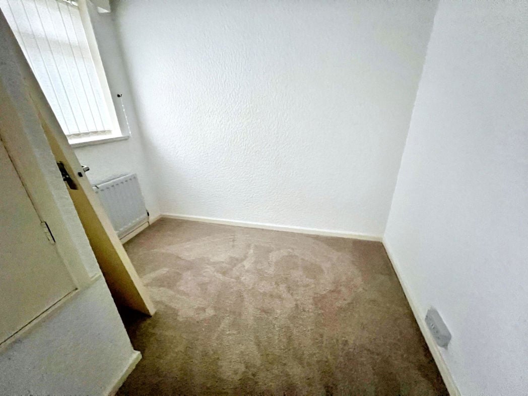Property image 11 of 13