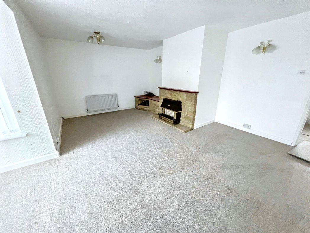 Property image 3 of 13