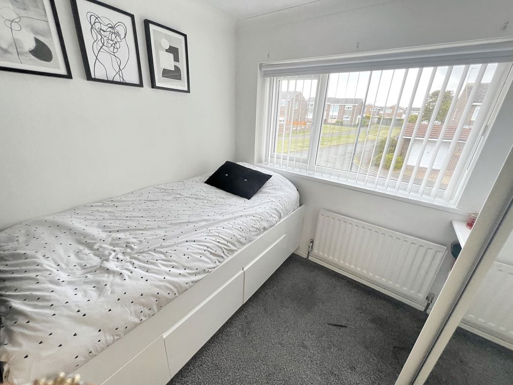 Property image 11 of 18