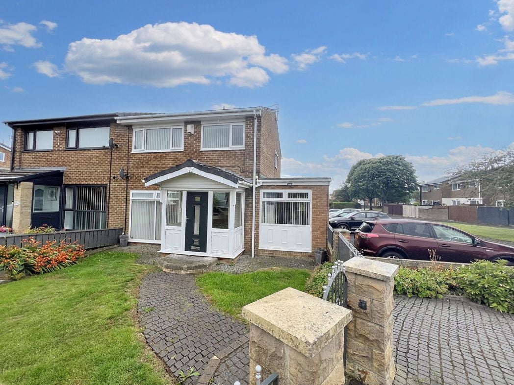 Property image 1 of 18