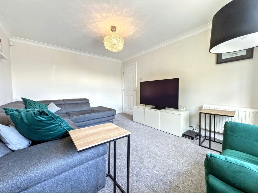 Property image 5 of 37