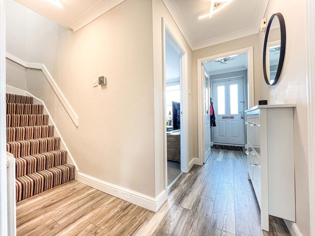 Property image 3 of 37